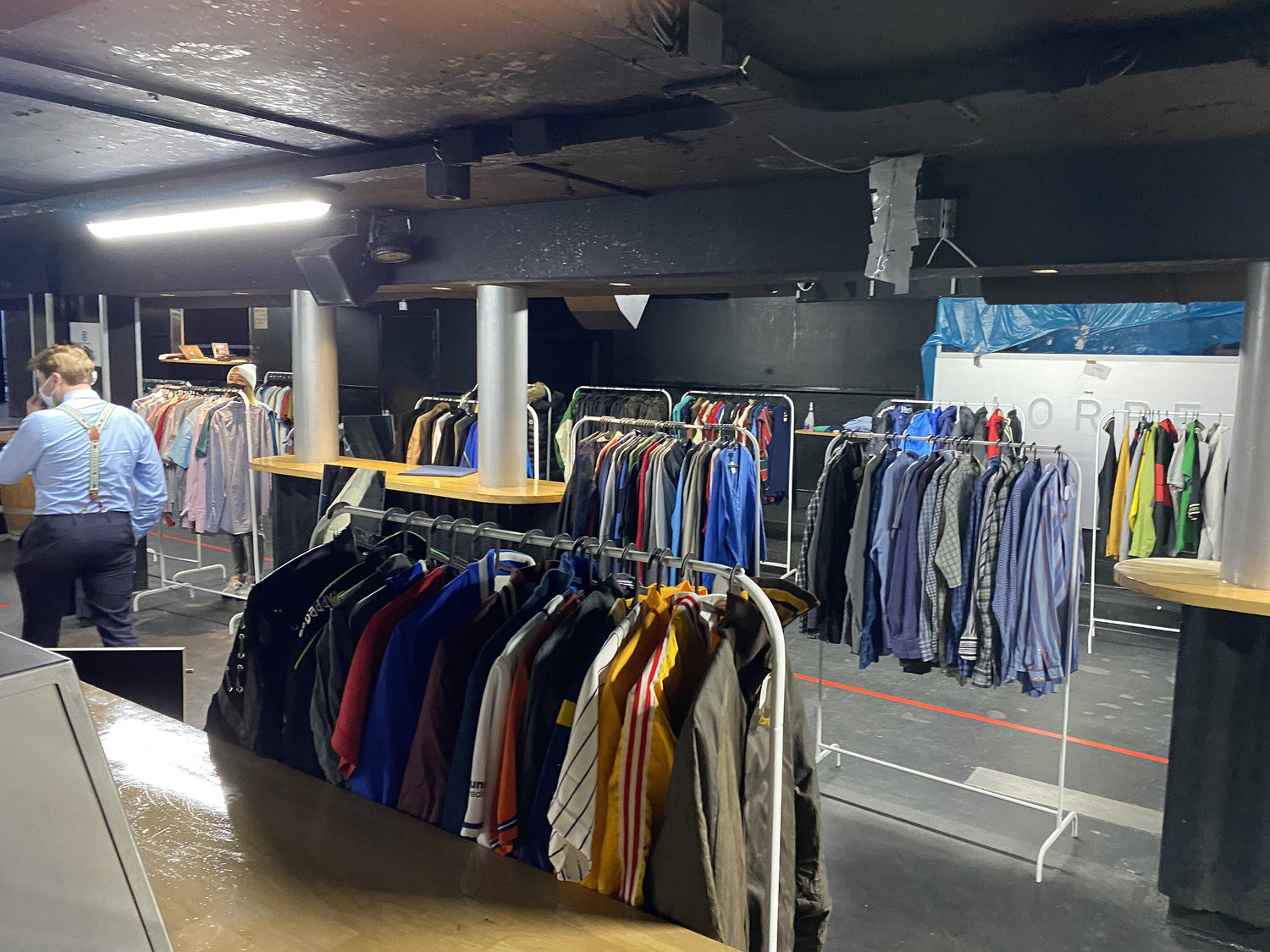 Popup store in societeit