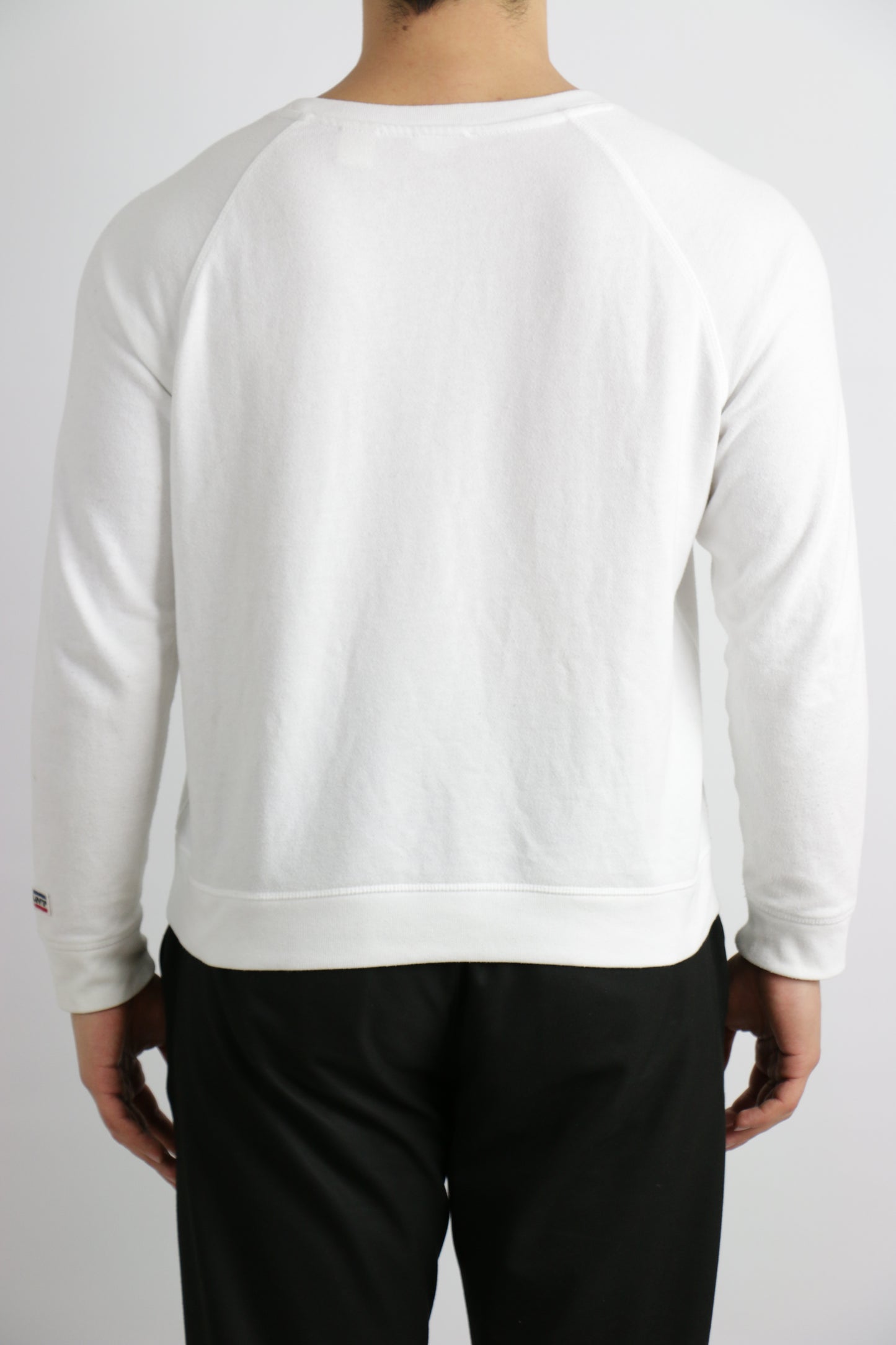 Levi's sweater wit
